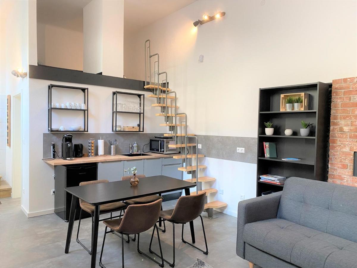 Grosszuegiges Studio-Apartment - Top-Lage + Parken Nuremberg Bagian luar foto